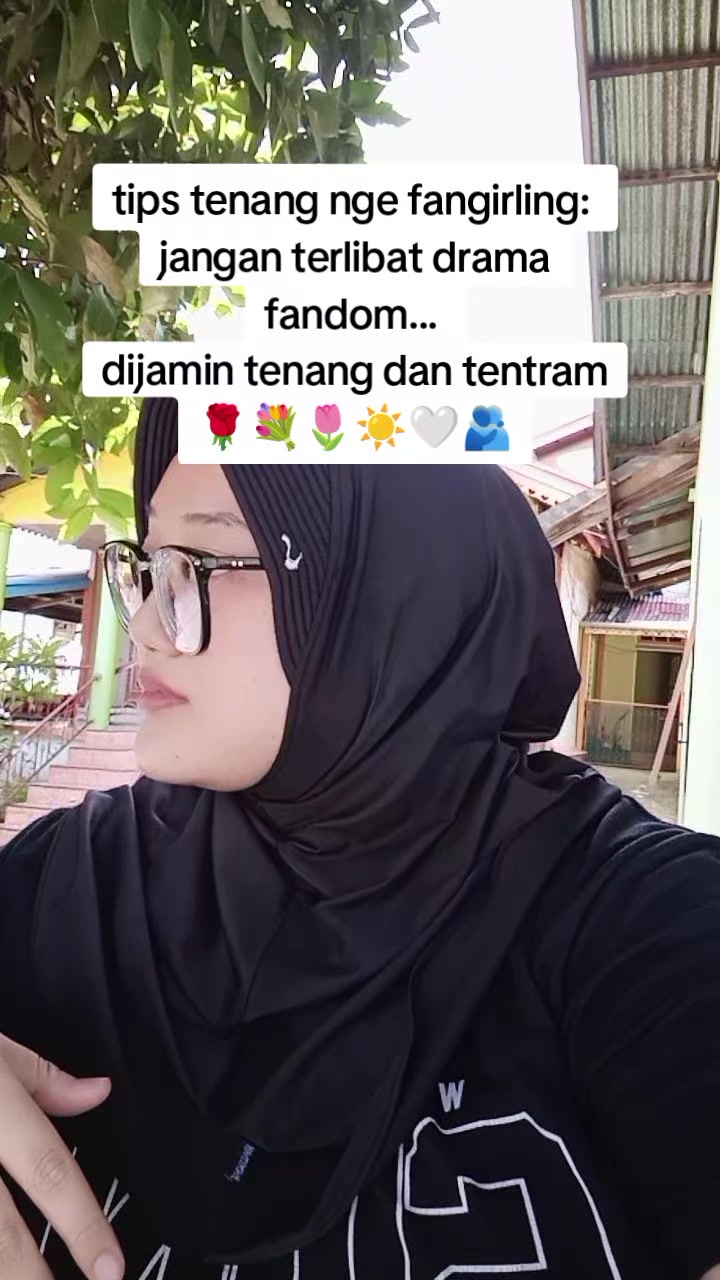 @Tia 🥸