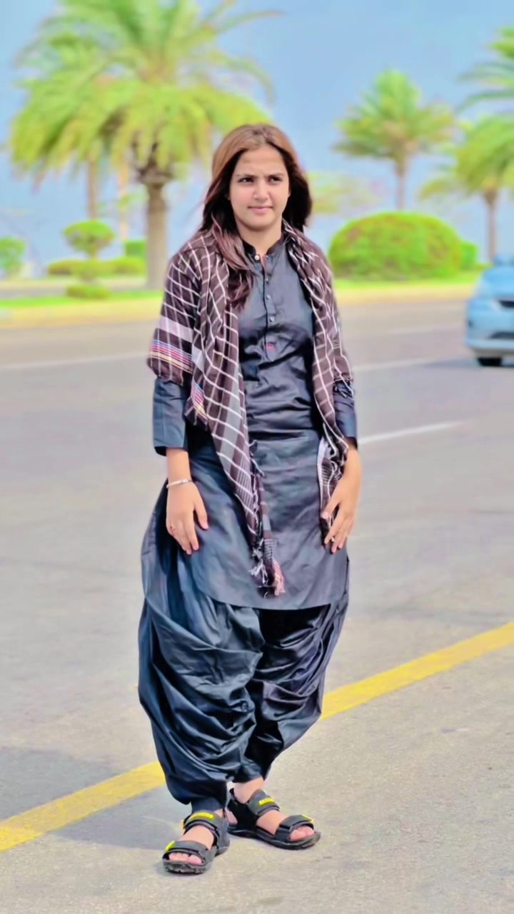 @AyeSha ShaHzadi