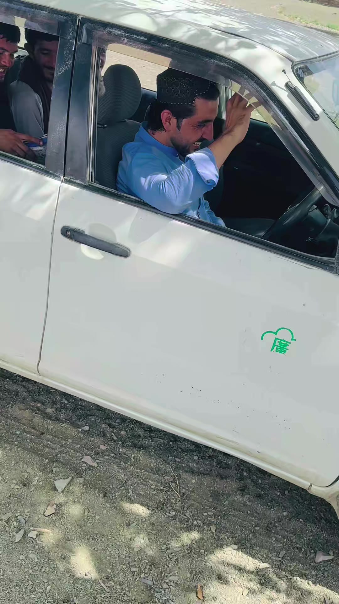 @عمران افغان🇦🇫💫