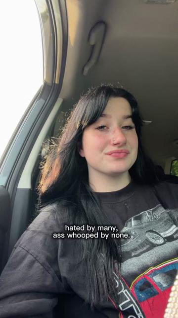 @𝐻𝒶𝒾𝓁𝓈 ♡