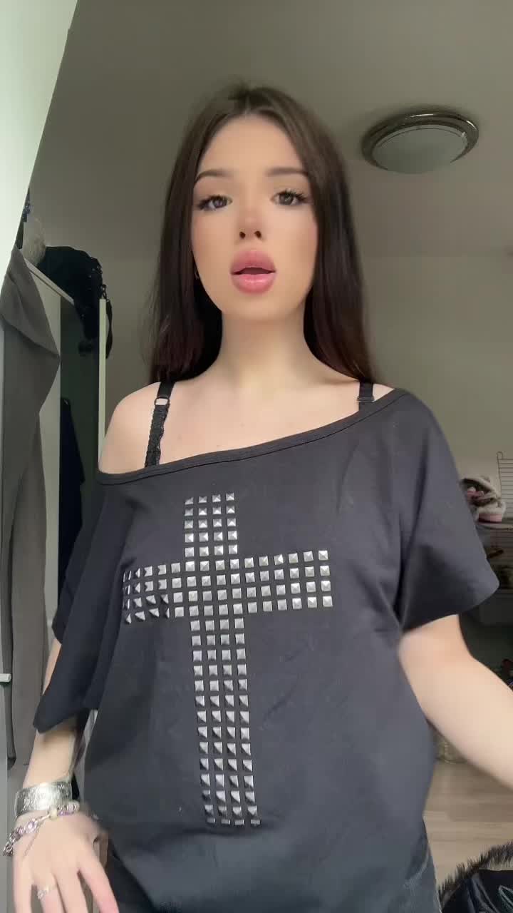 @ellischna