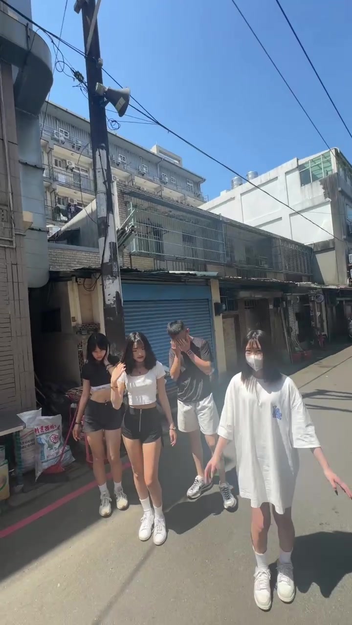 @𝑹