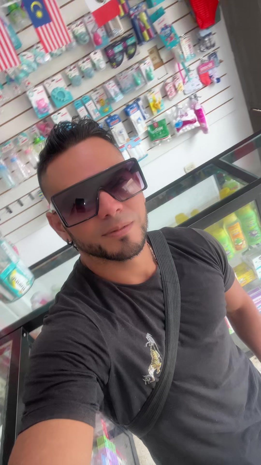 @Aroe&ntilde;o