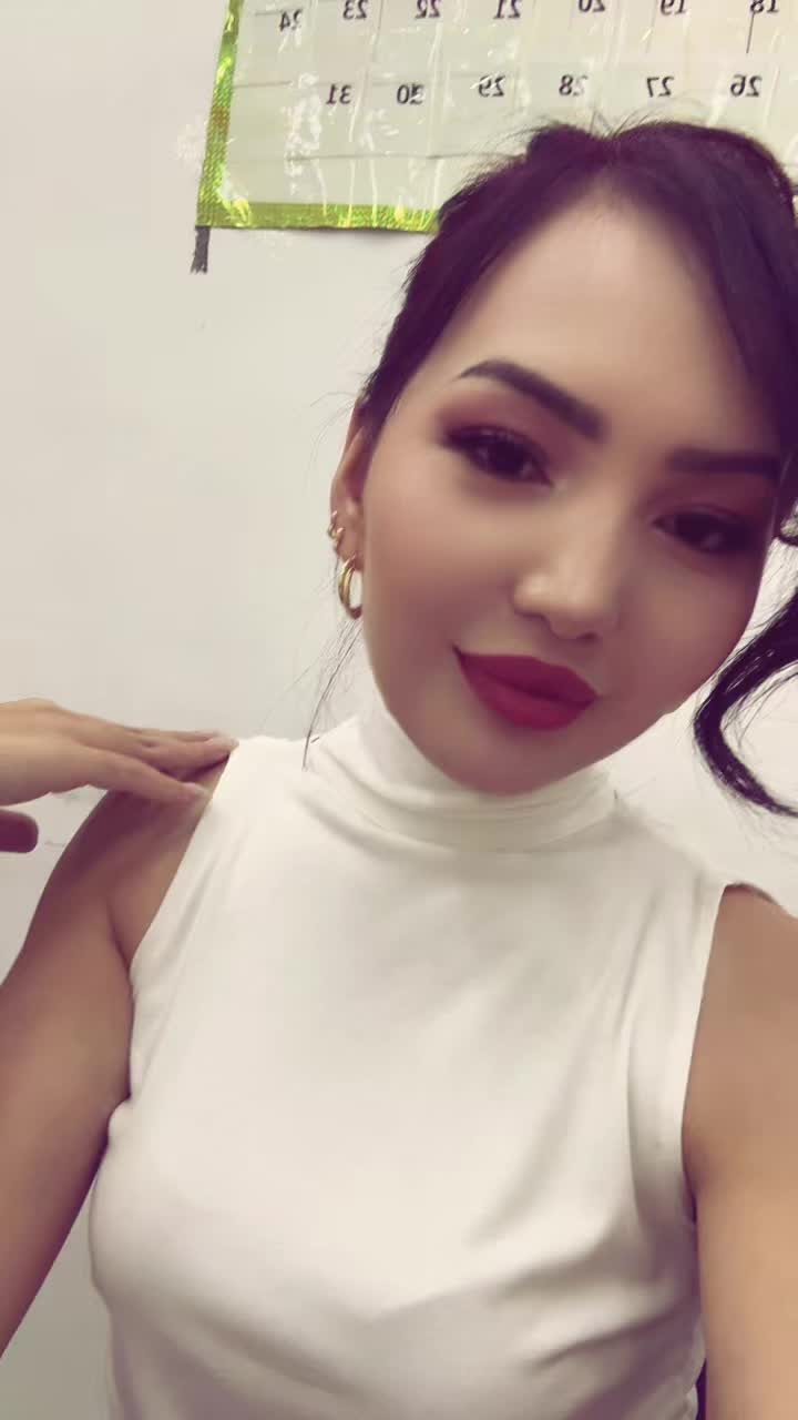 @Maryia Zharilkap