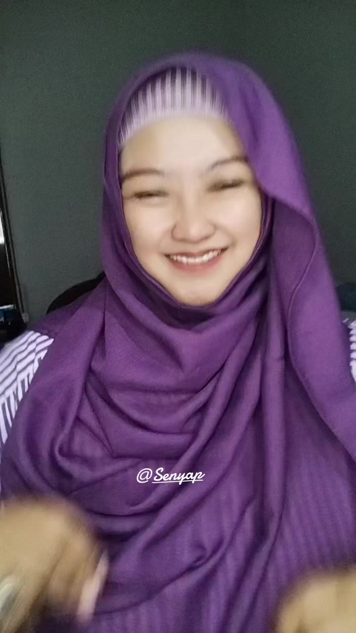 @Senyap