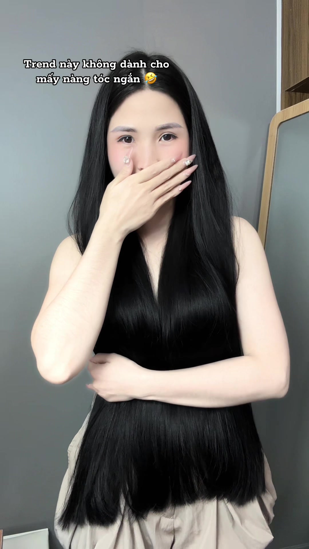 @HIỀN Y&Ecirc;U T&Oacute;C