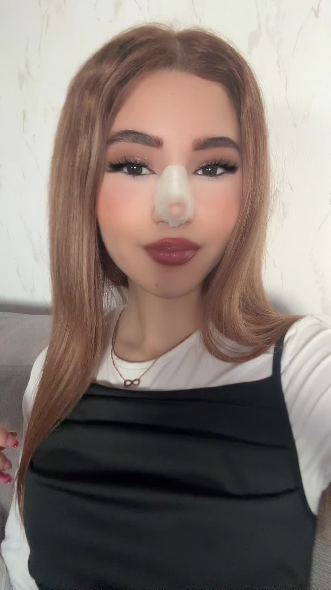 @𝙳𝚘𝚗𝚢𝚊 🖤