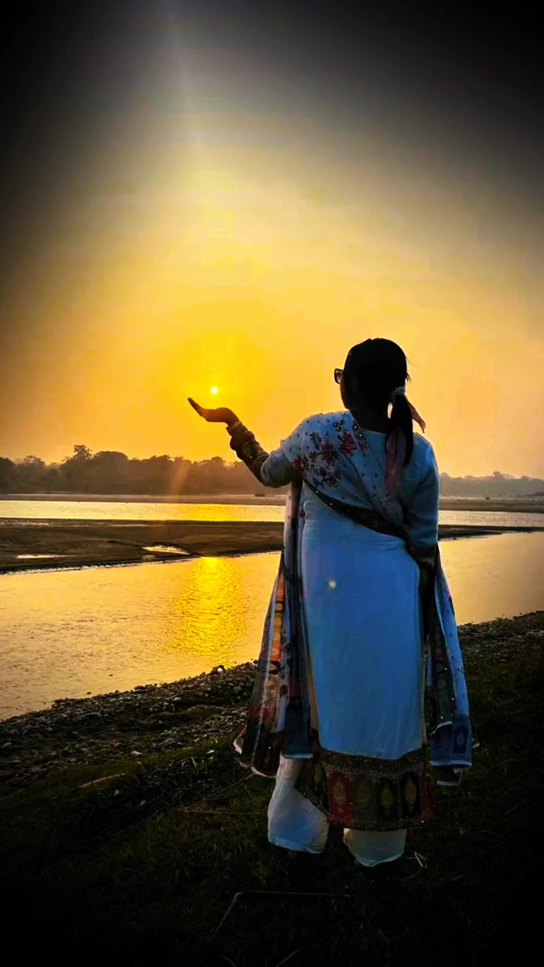 @Alexa 😘Adhkari 🫡