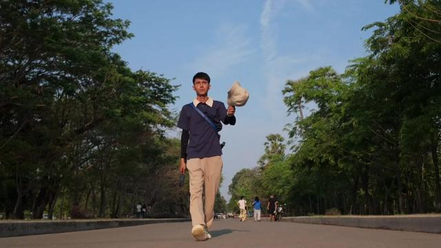 @Van Sophearak- សុភារះ🇰🇭