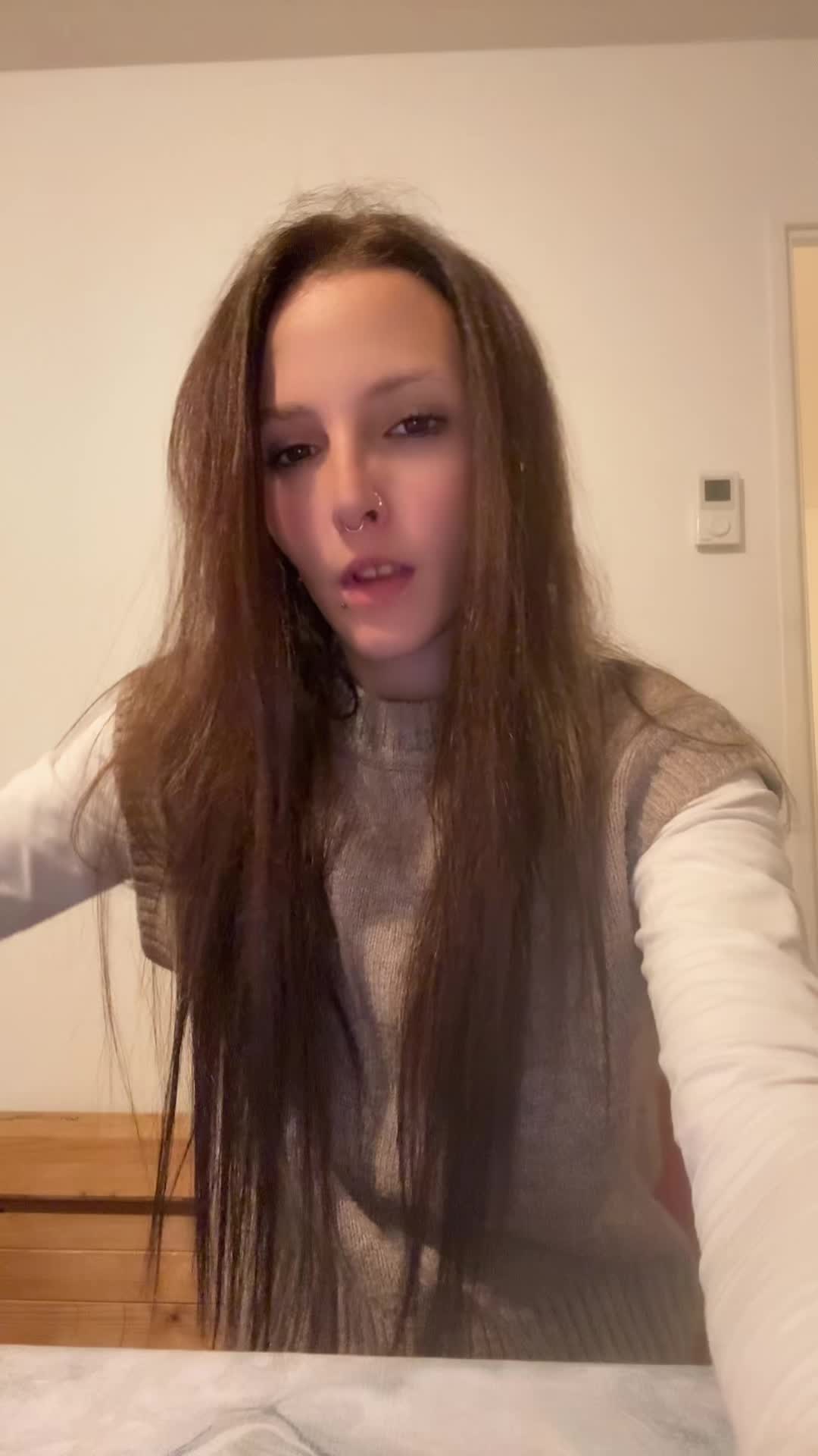 @Nini🖤🏳️🌈