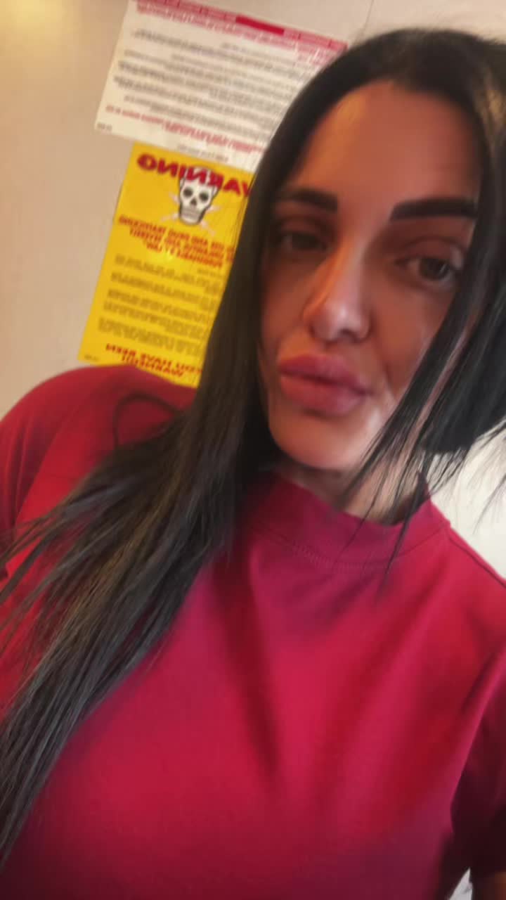 @T&R