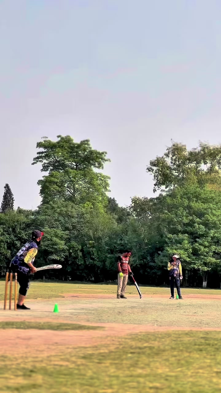 @Royal 11