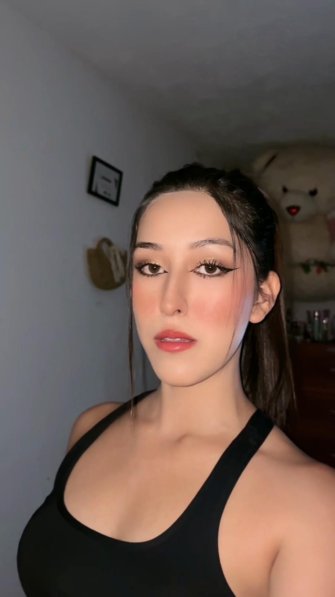@NayeFL23