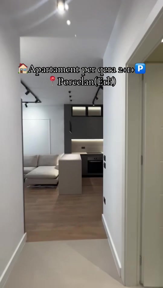 @Real estate agent Gerti