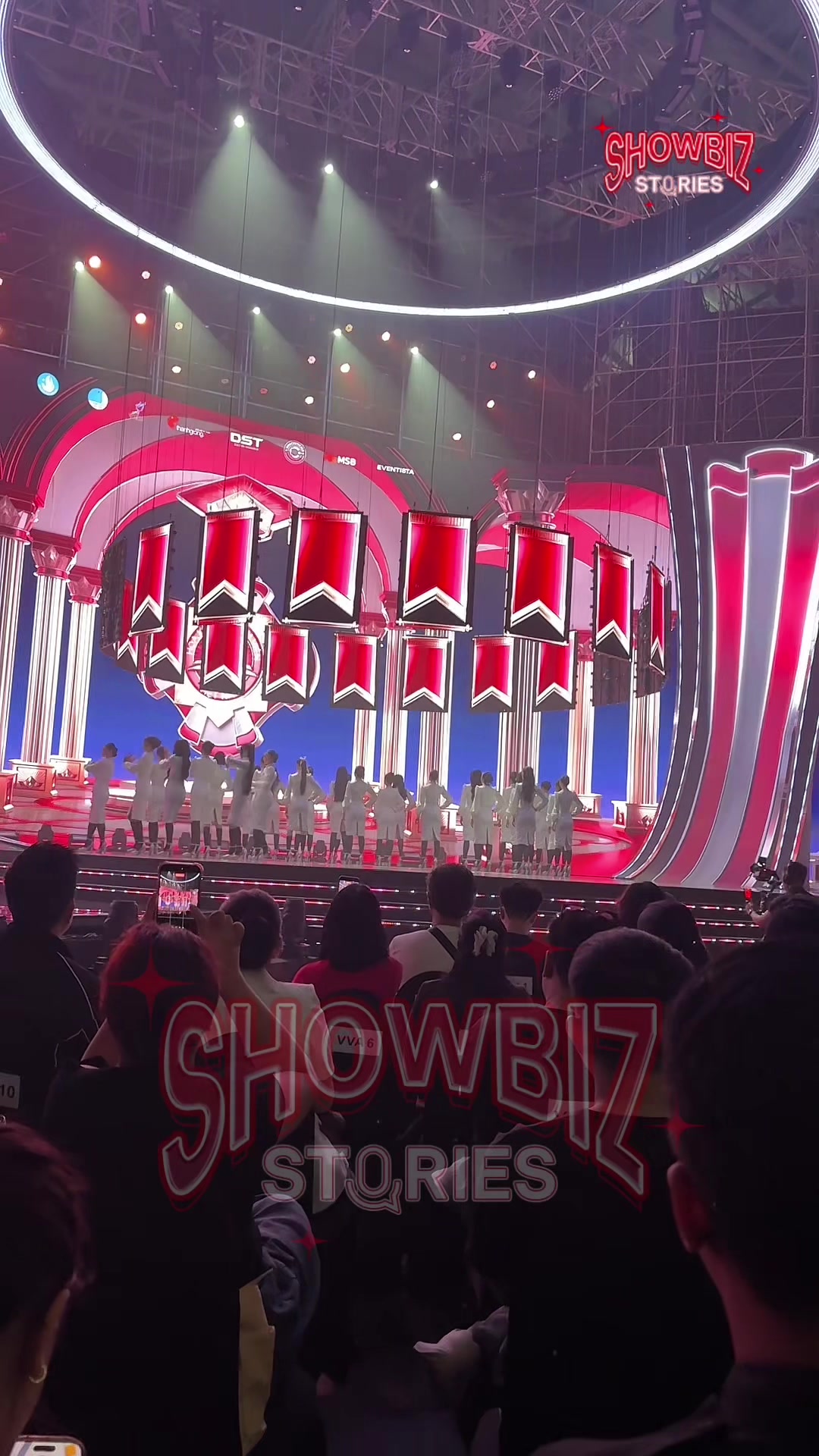@Showbiz Stories