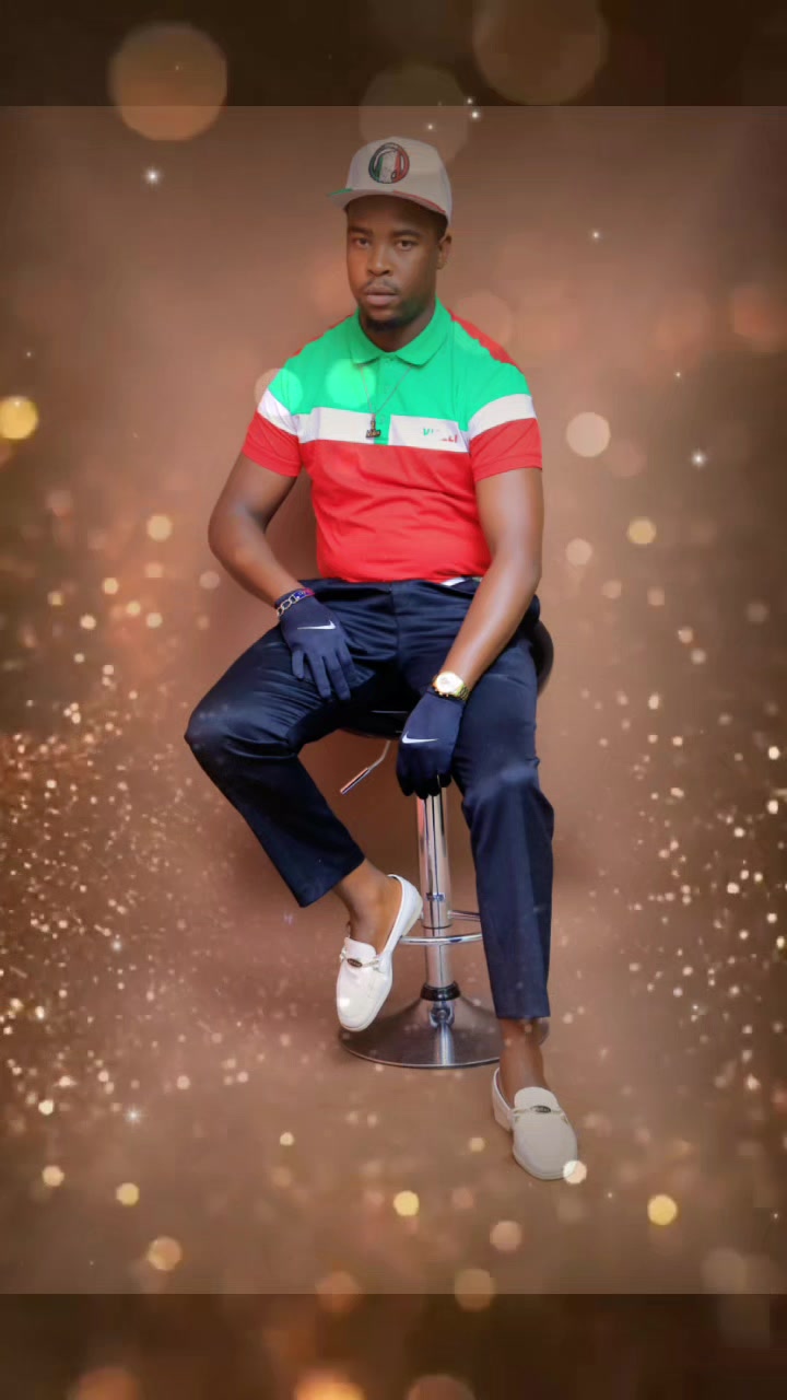 @ndumisomaxndiyaza