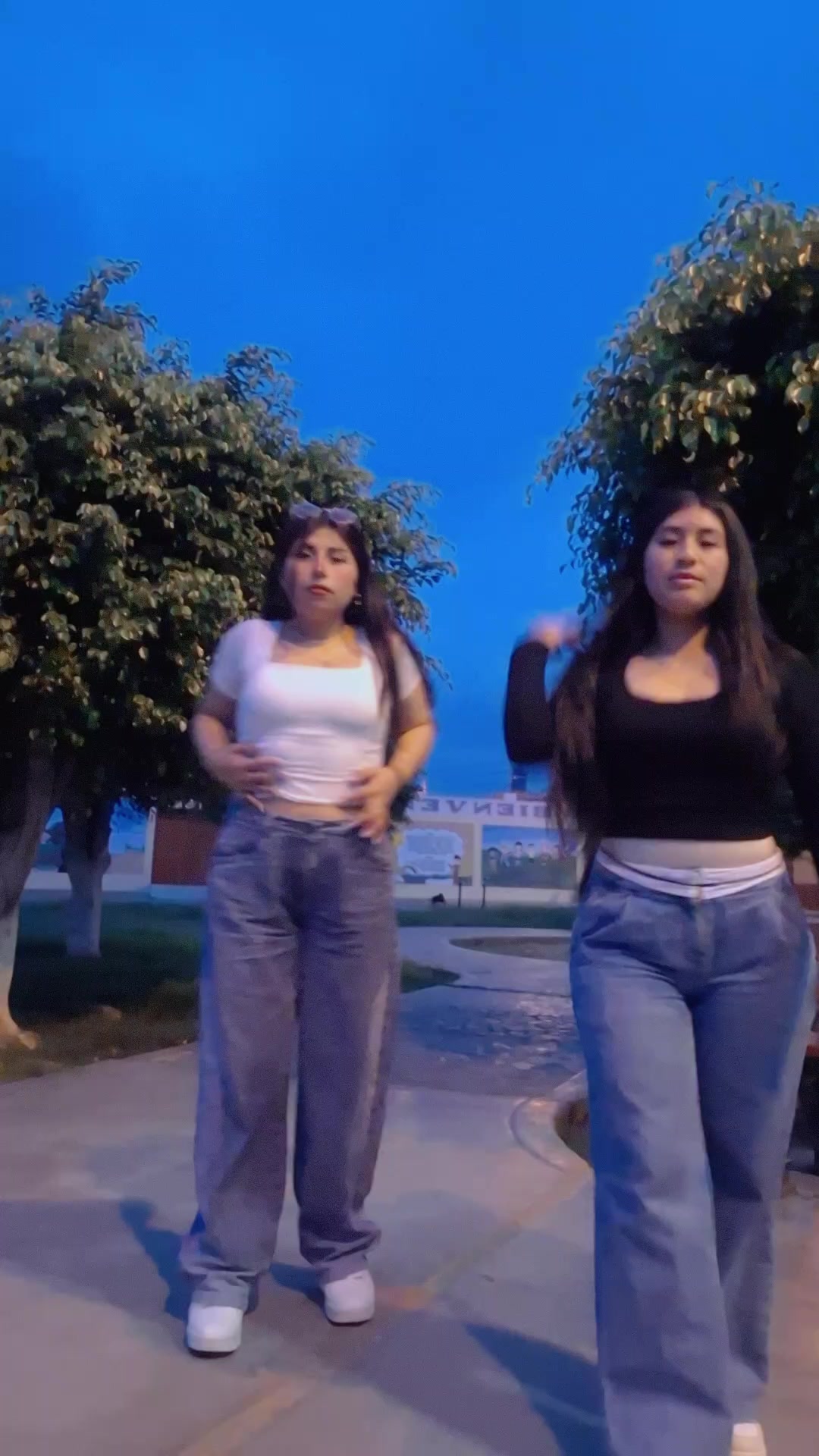 @YURITZA