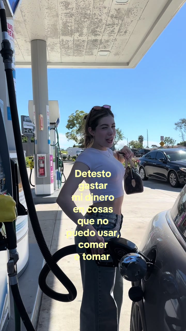 @Danielagallardom