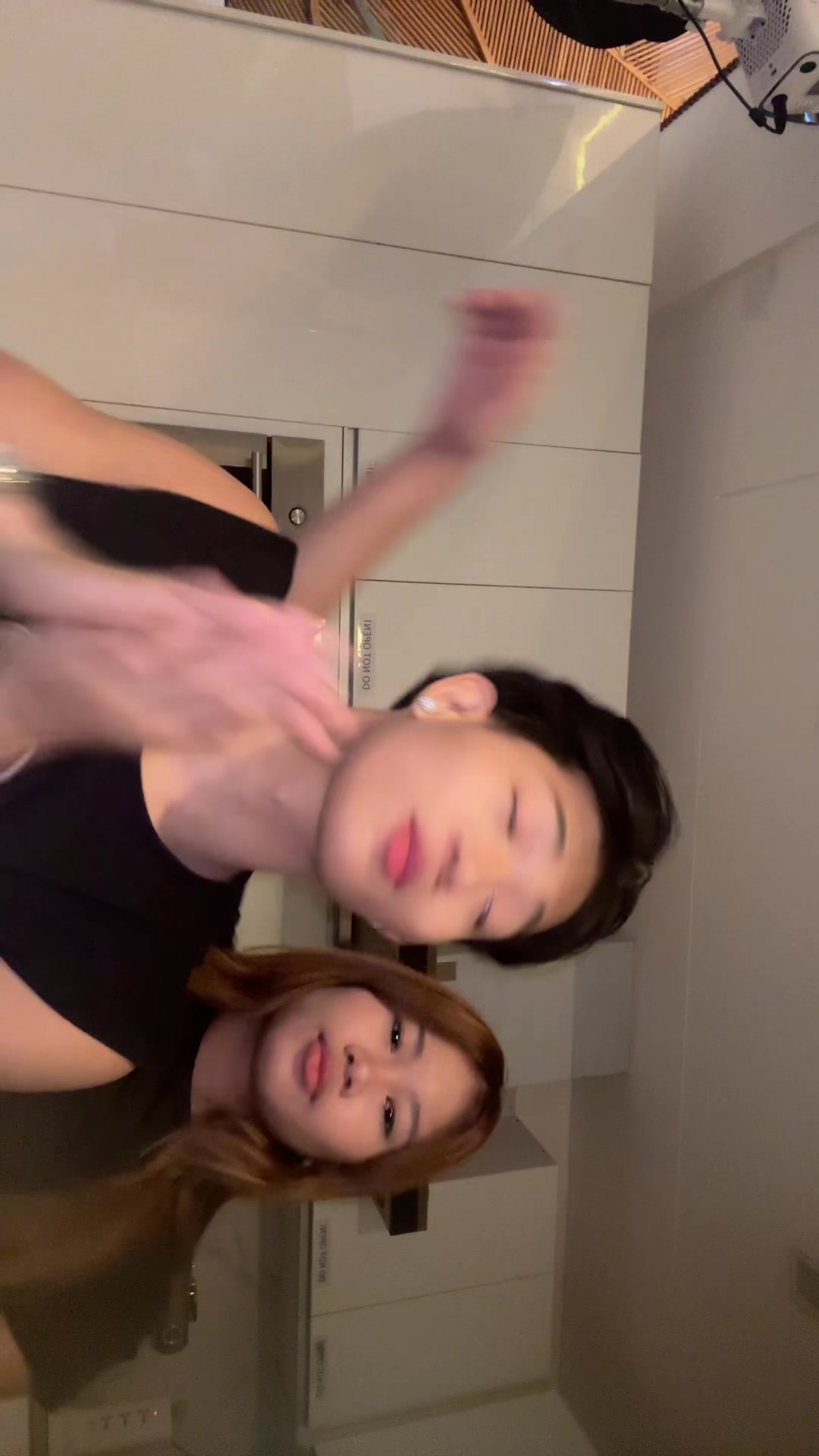 @AKX3.