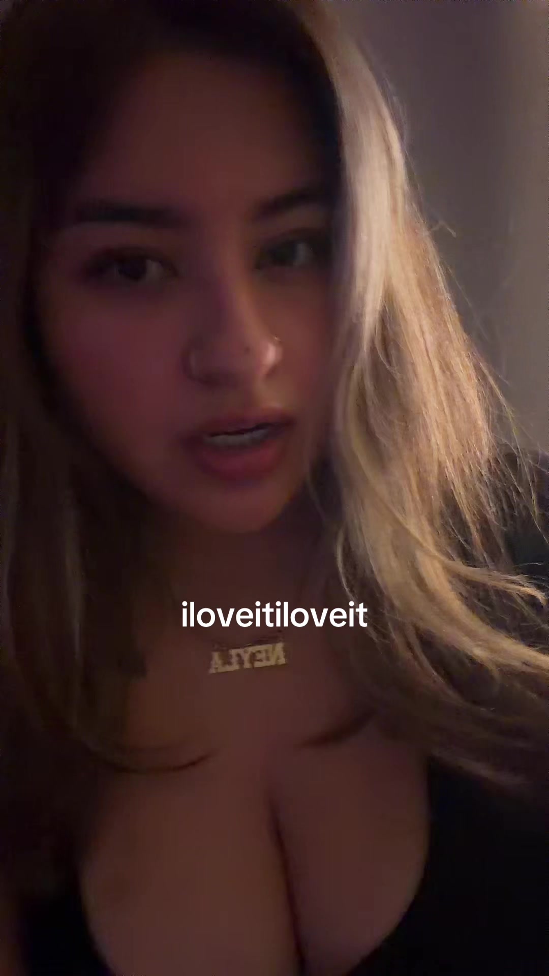 @️