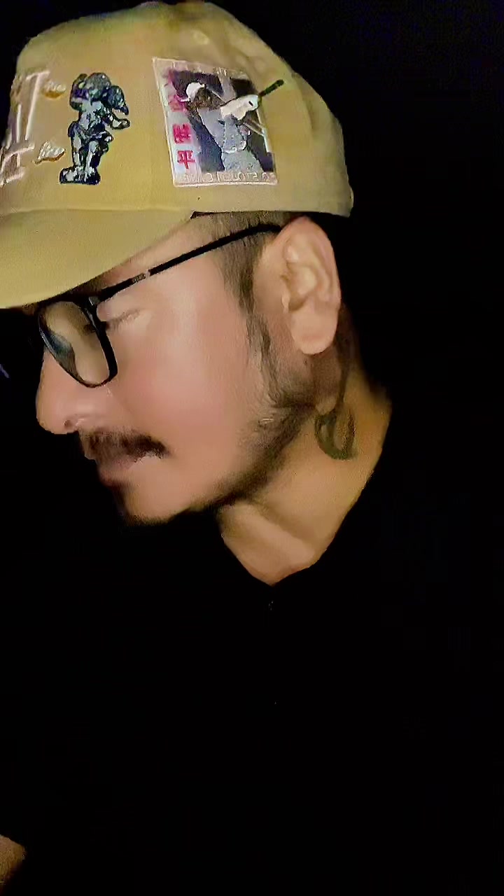 @मिस्टर महाराज 🫅