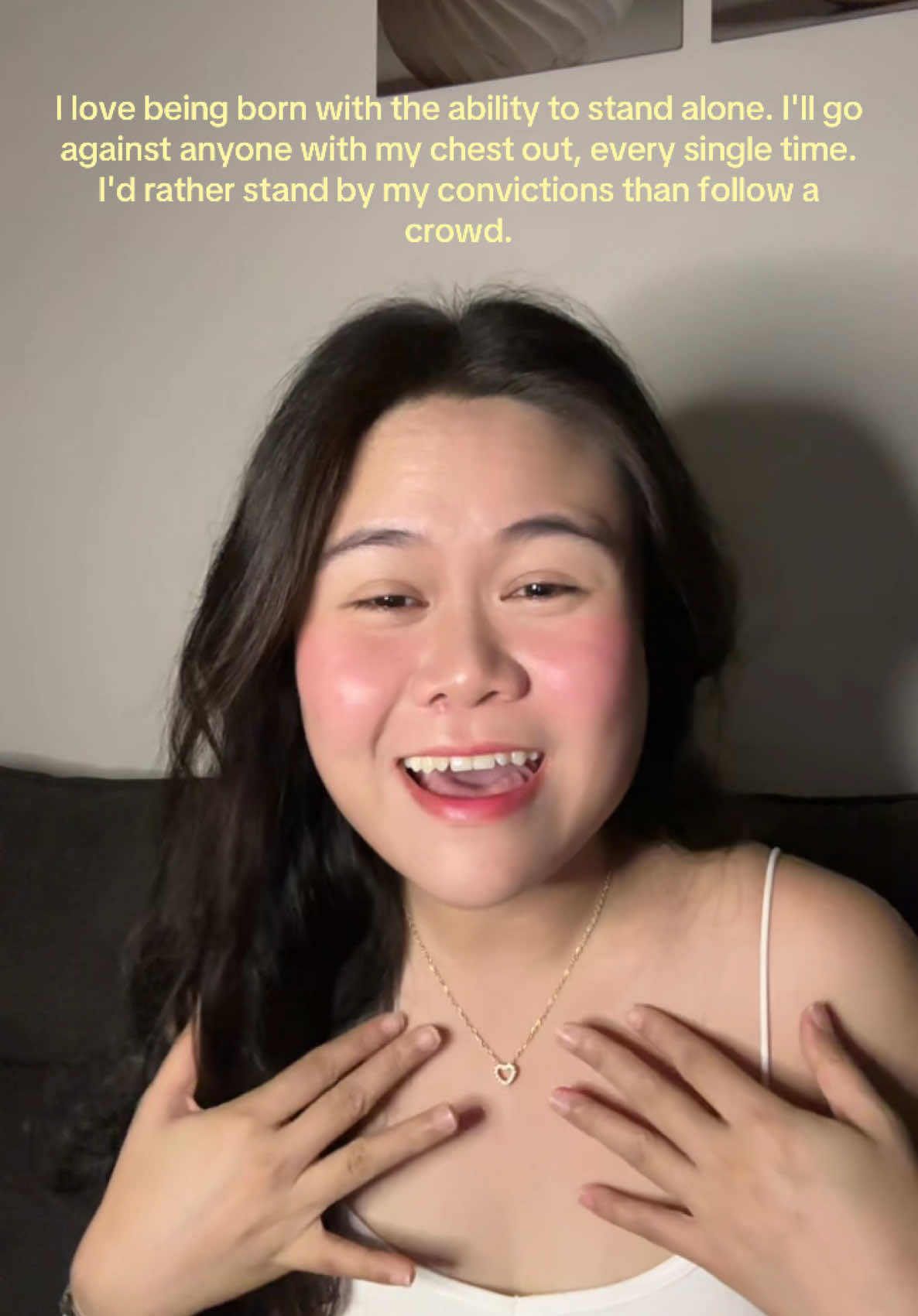 @findsbyGlay