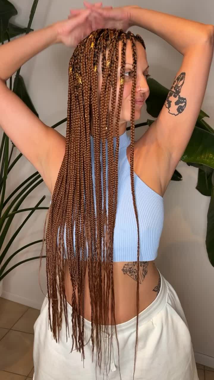 @F. Larissa Beauty ๐น