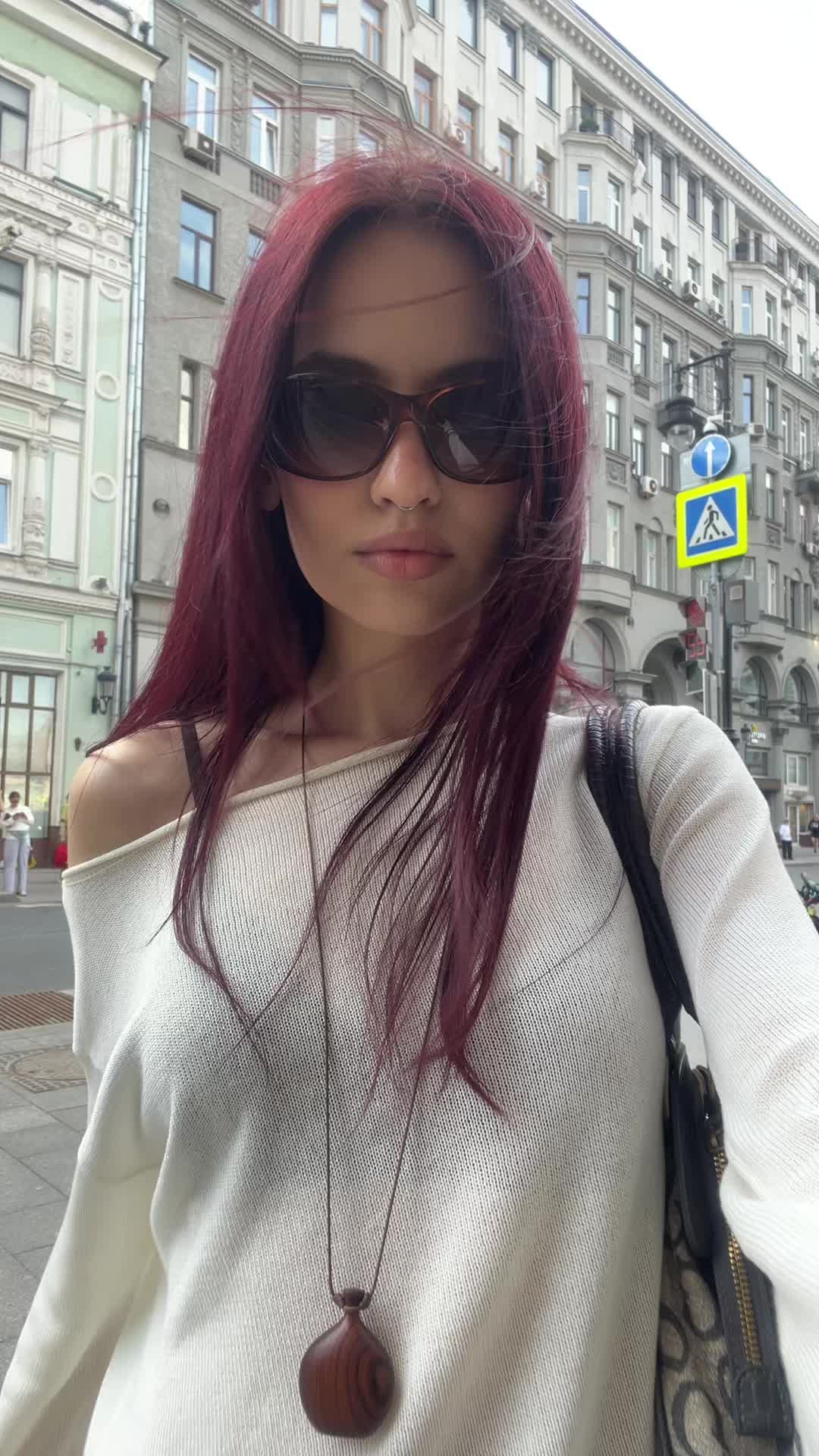 @•vikapyak•