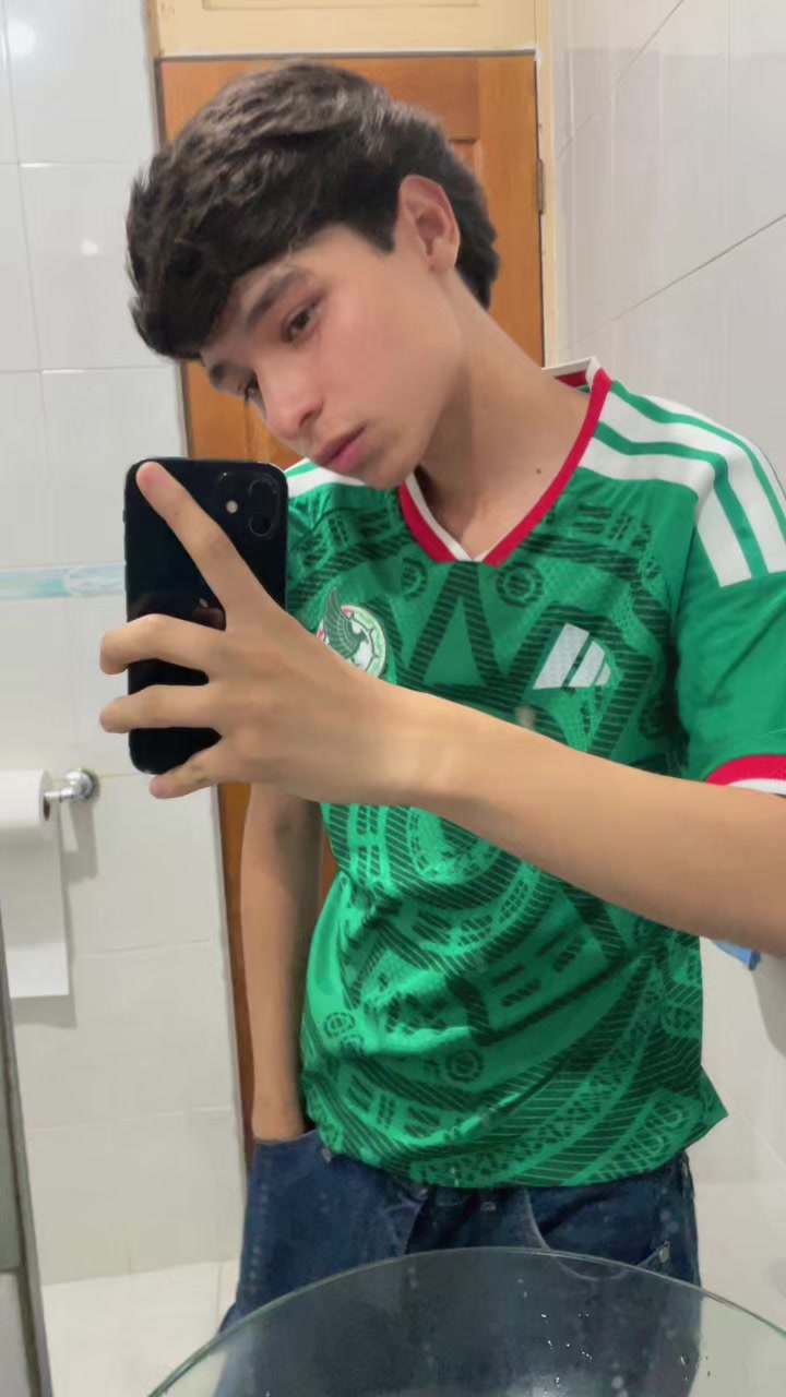 @Gaytán