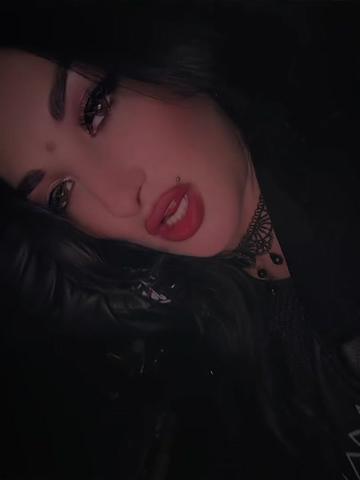 @ВеЛиКаЯ 👑🖕🏽