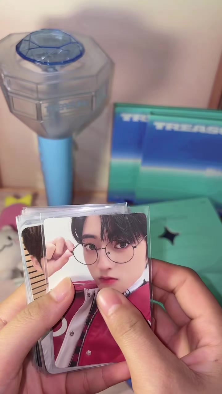 @Idolverse.id