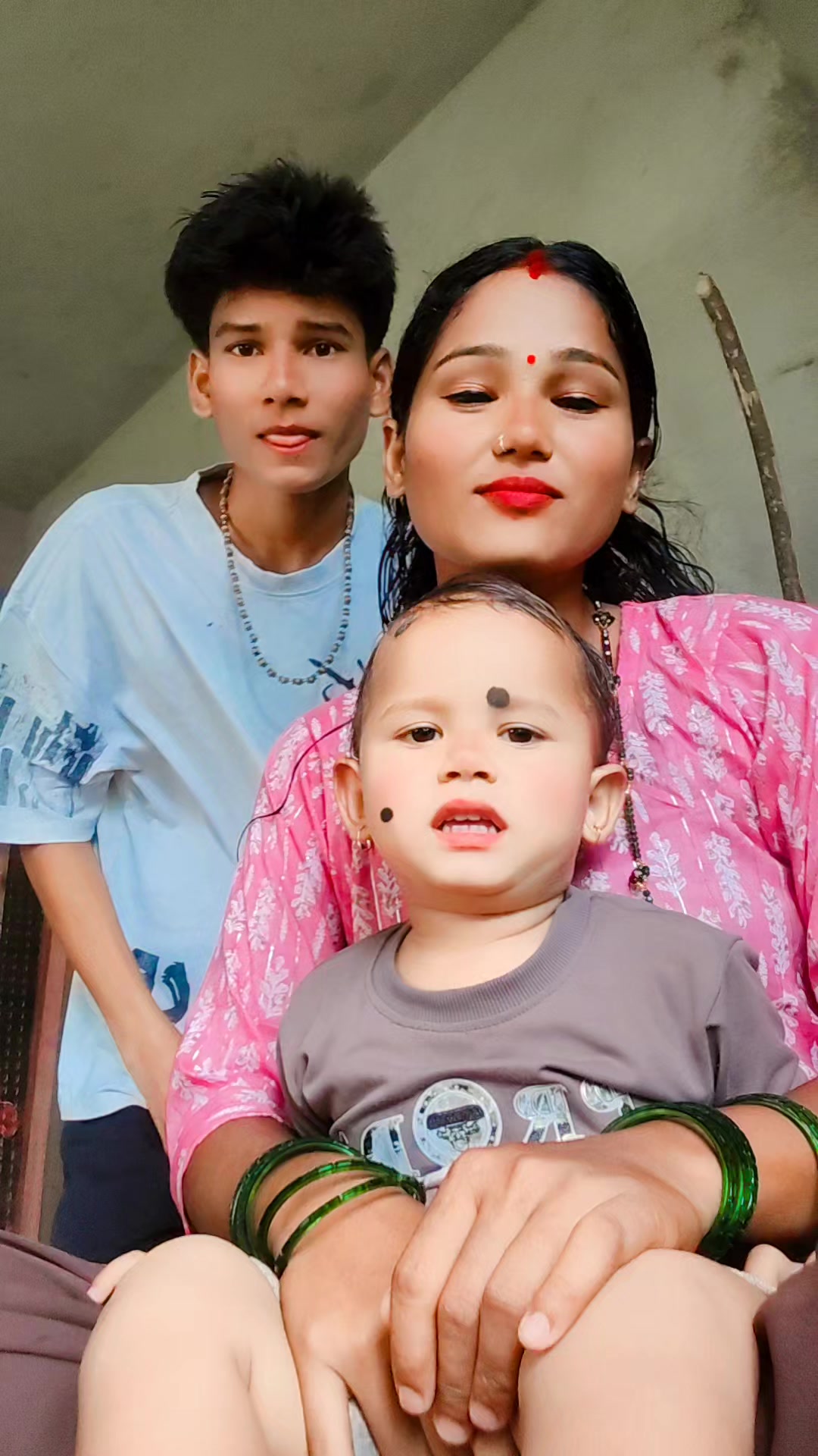@gayatri bhat 007