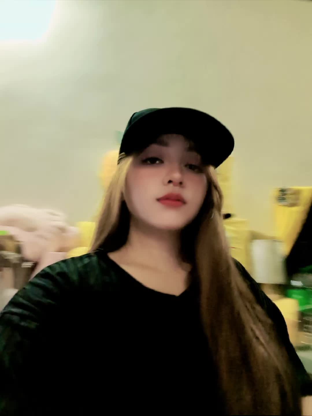 @sweetly.jeeneell