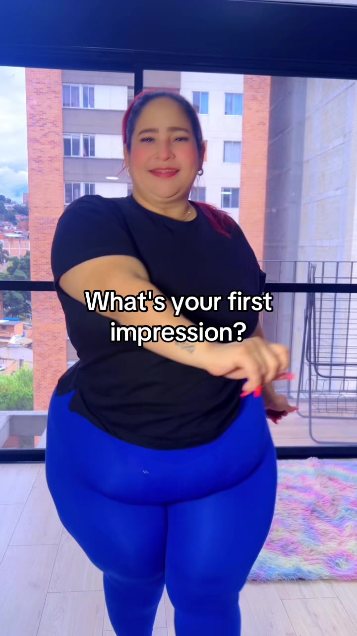 @lolapopvibes