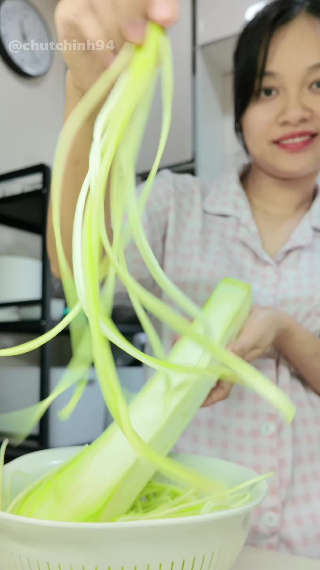 @Chinh Chân Chất