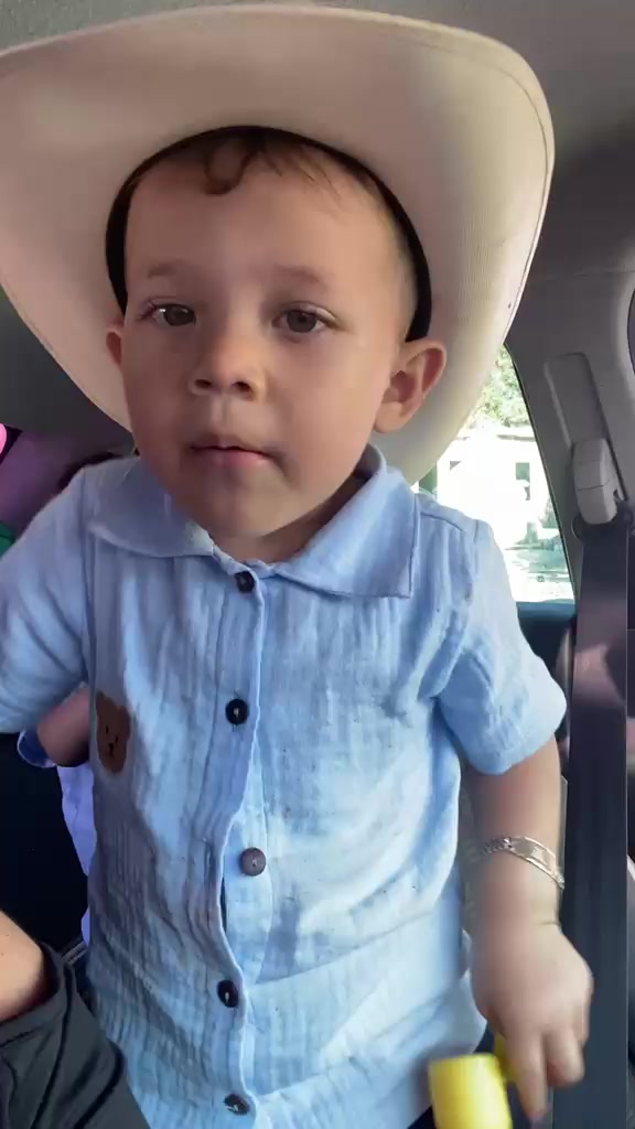 @Mateo y Tadeo