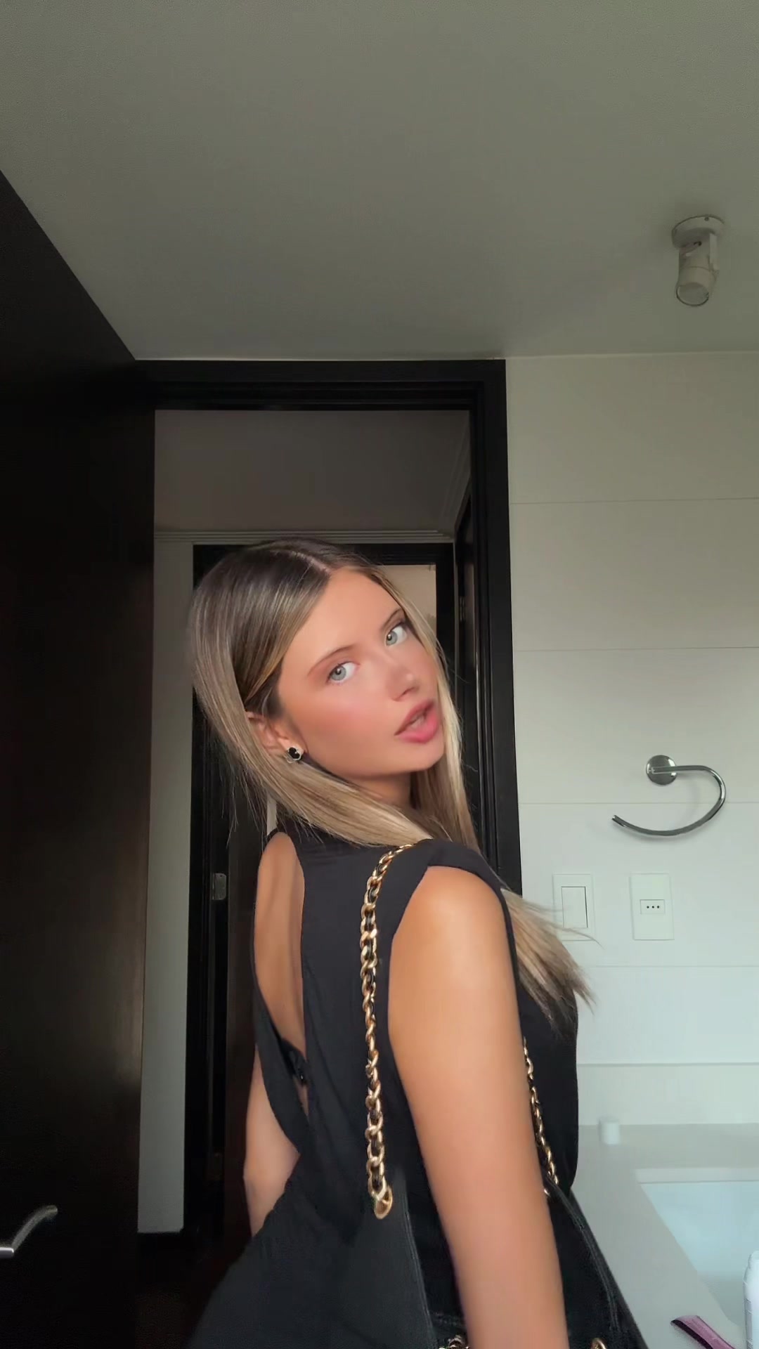 @violeta