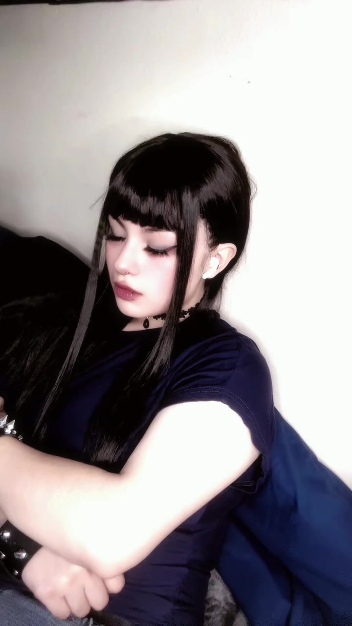 @~ᴀʟɪᴄᴇ~