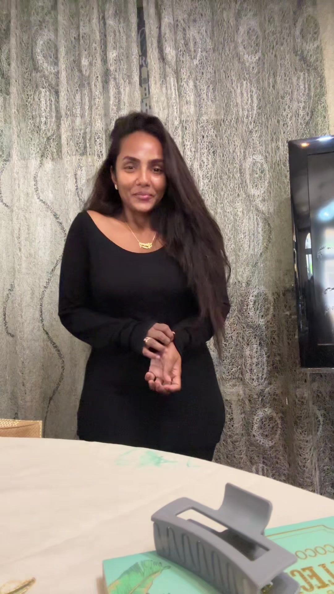 @ShivaneeAkbar20