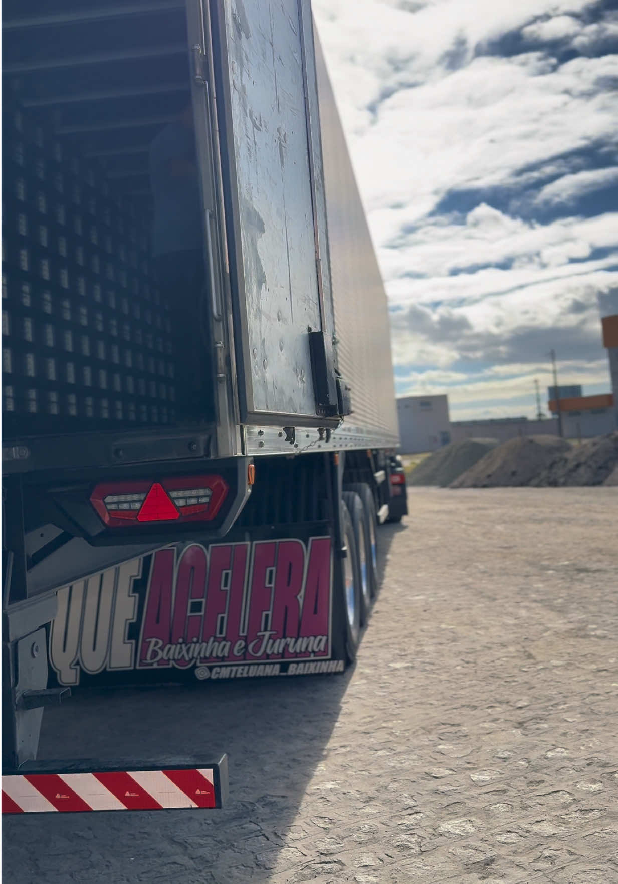 @CASAL QUE ACELERA 🚛🩷