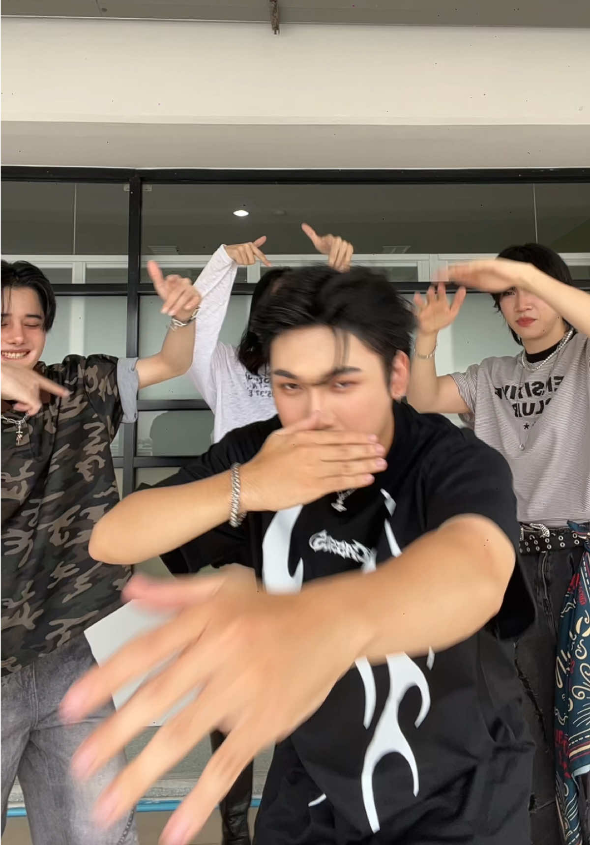 @4MIX