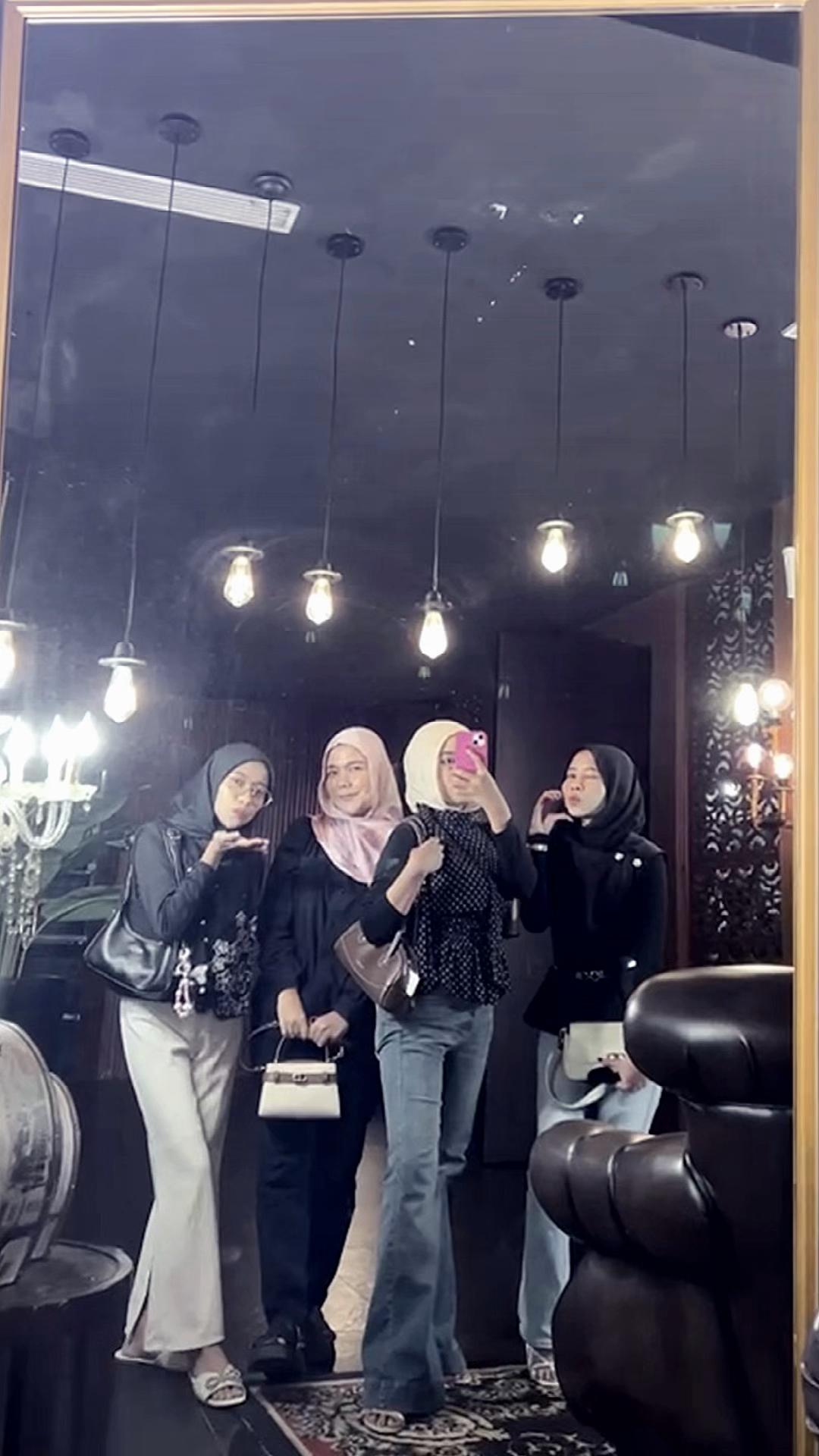 @Haniinr