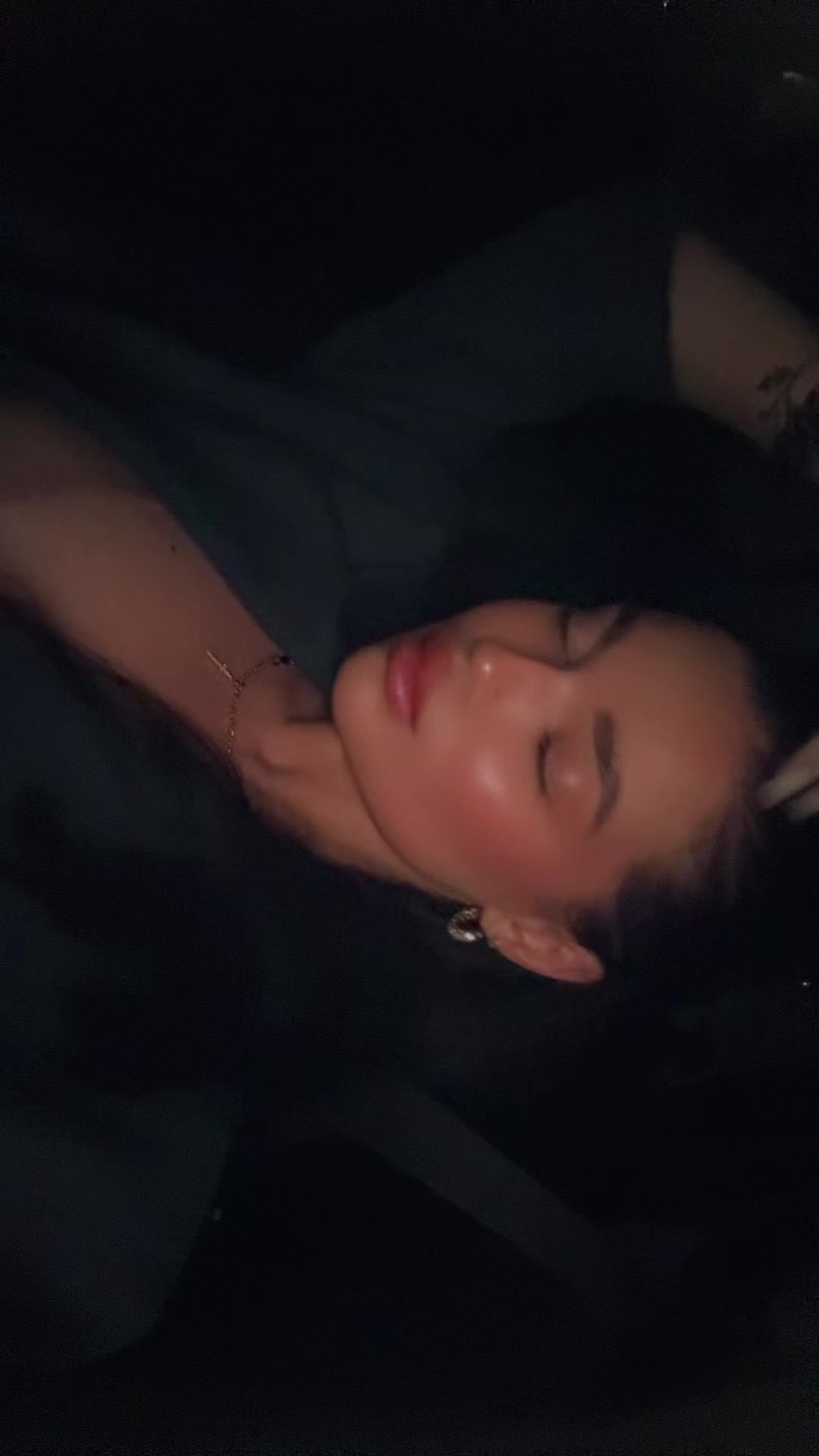 @a.lina045