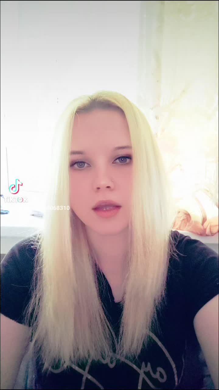 @Лиза