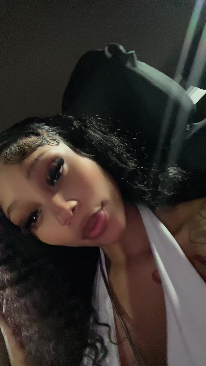 @Yaya🫦
