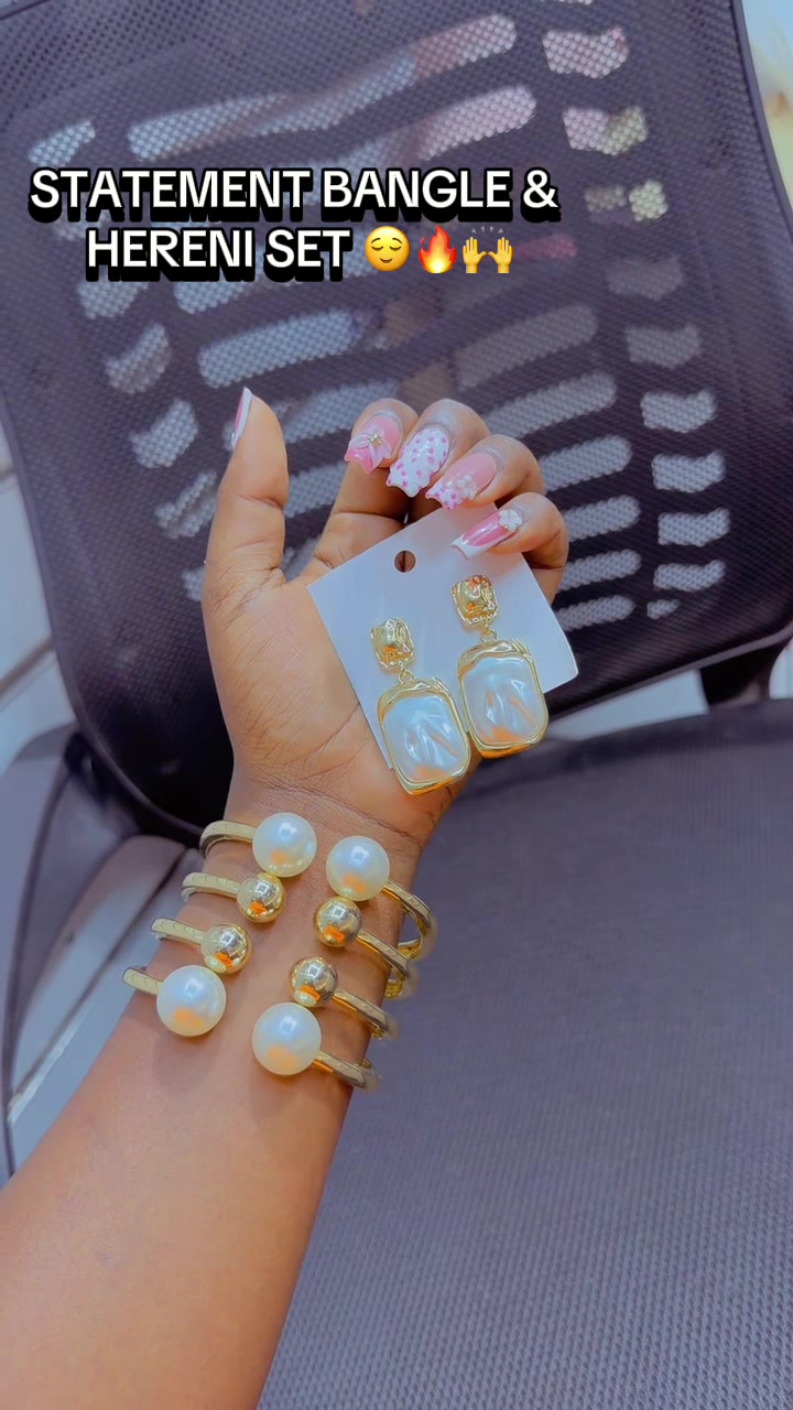 @Dollar accessories 🌻✨