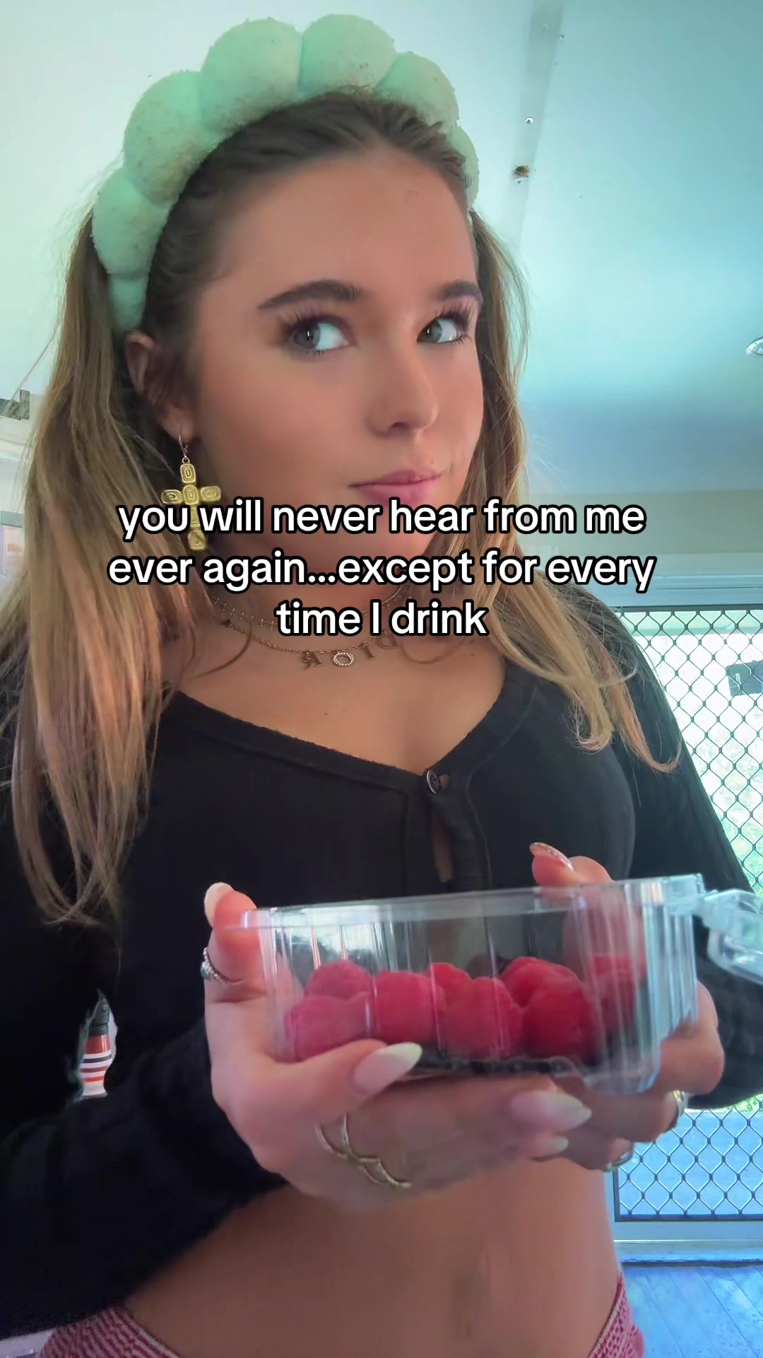 @MELODY HANSEN