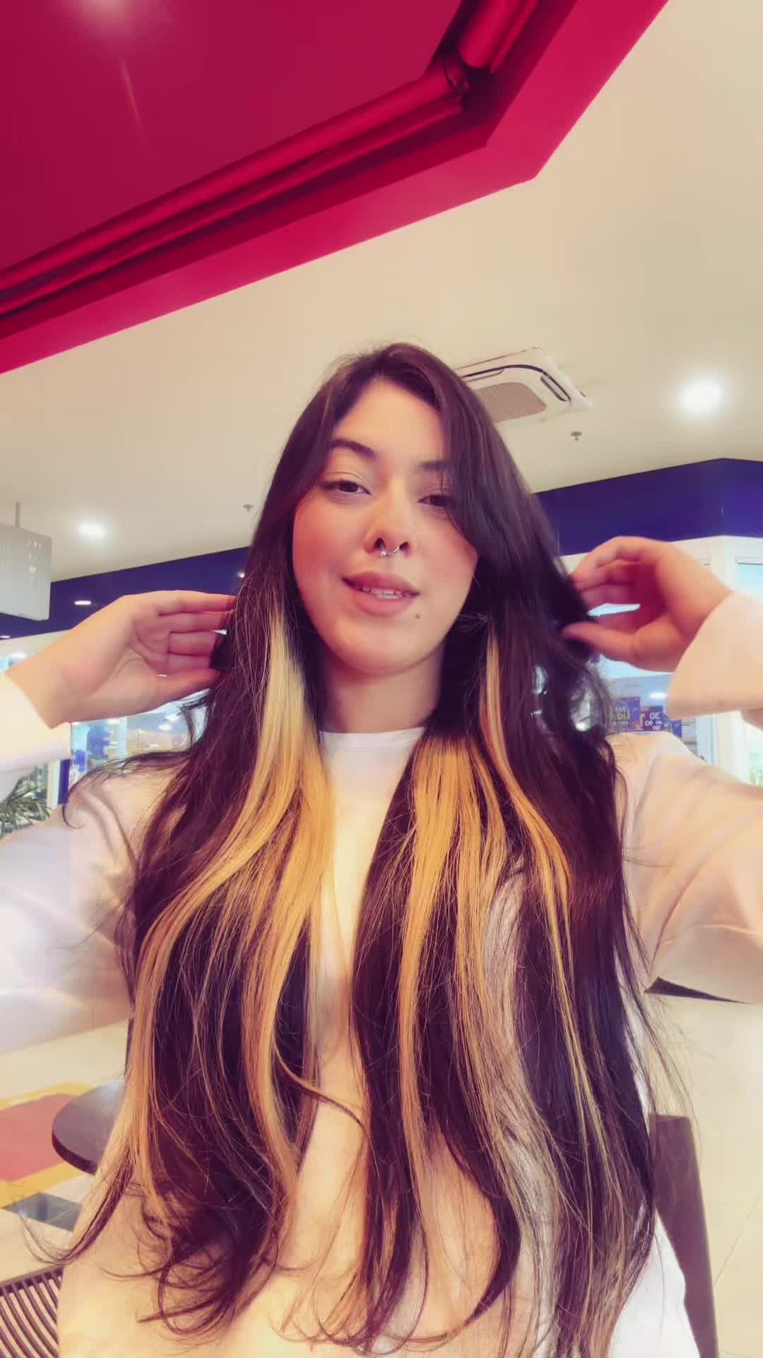 @Emilly Vitoria