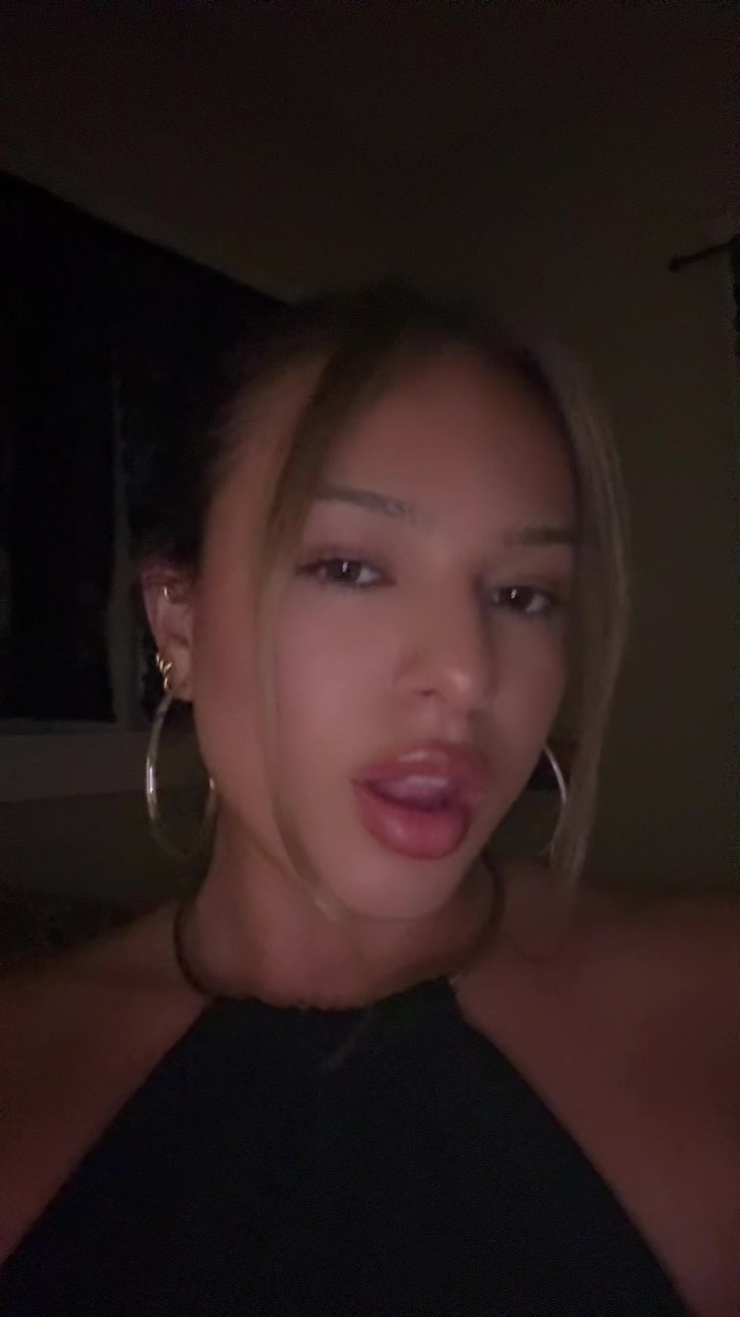 @Lala