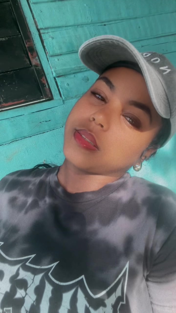 @Pamela🦋😇
